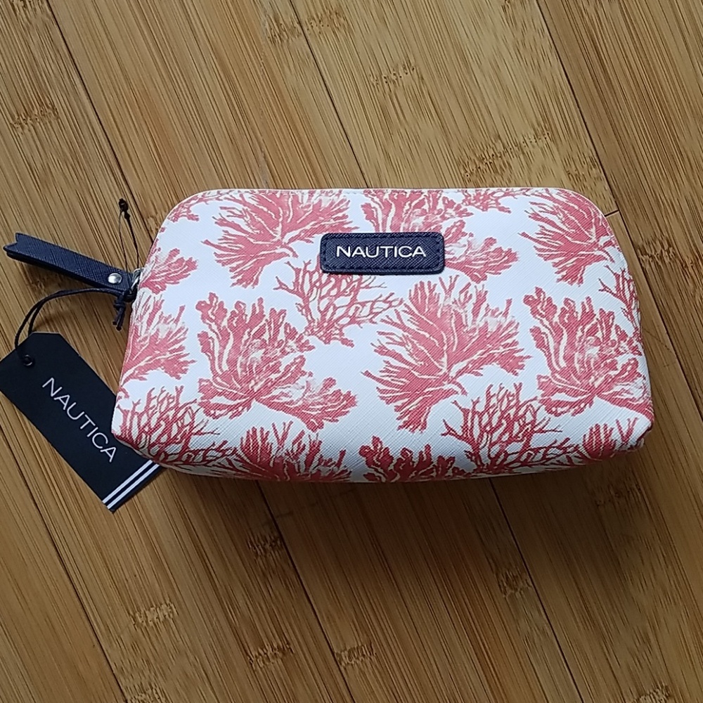 Nautica trap case